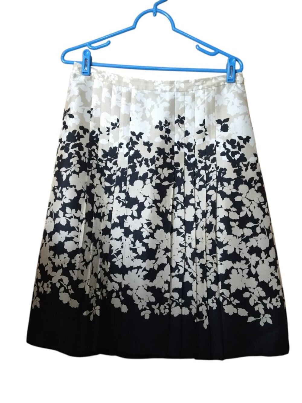 Ann Taylor Floral Silk Pleated A-Line Skirt Size 6 Office Cottagecore Career